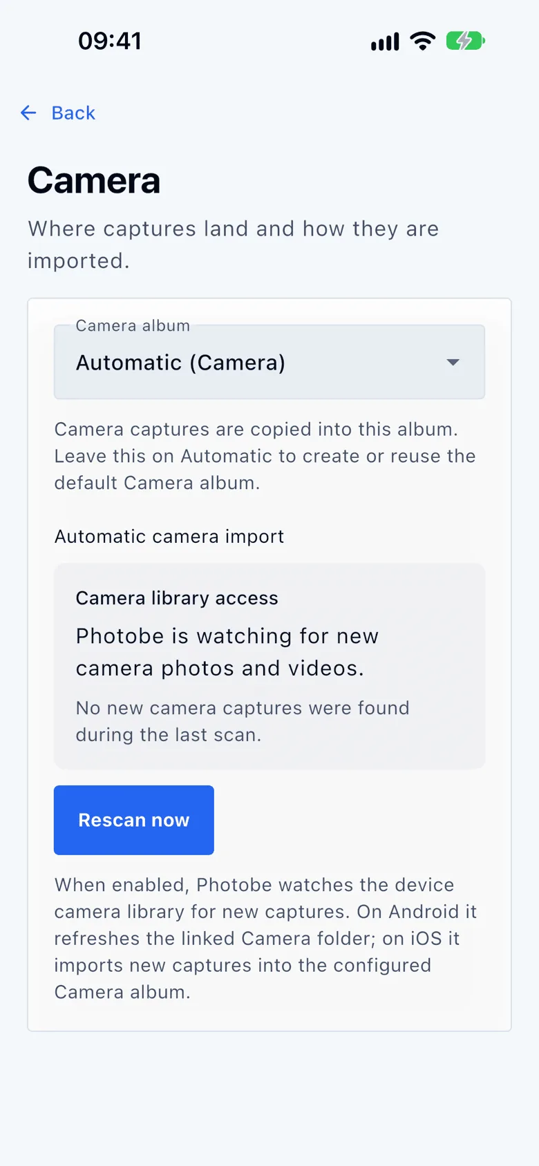 Photobe on iOS: camera import settings.